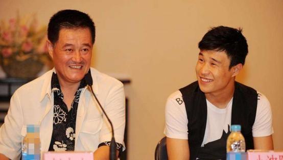 小沈阳所有歌曲，小沈阳蒙面唱将猜猜猜歌曲（走到今天该怪谁呢）