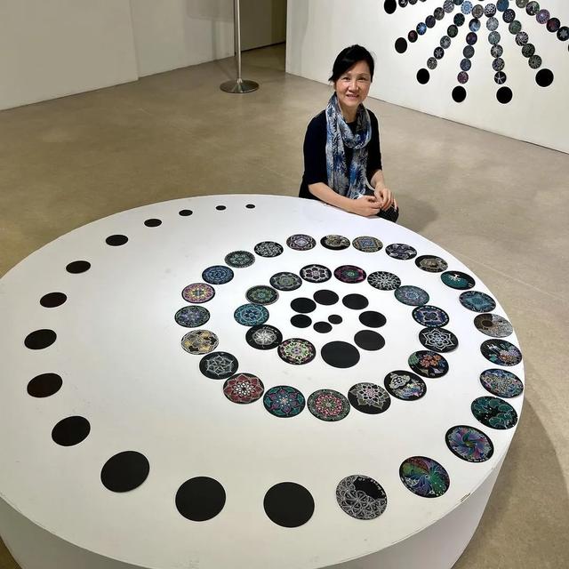 几步画出美丽画面，水粉画教程（5个步骤教你用最普通的笔）