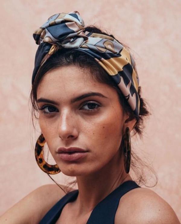 发带怎么带不会掉，怎么带发带才不会掉（你就是整条街最美的girl）