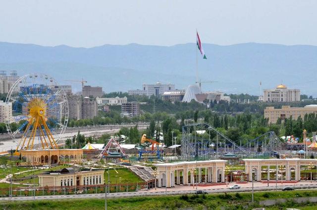亚洲最小的国家，亚洲面积最小的国家是哪个国家（“高山之国”塔吉克斯坦）