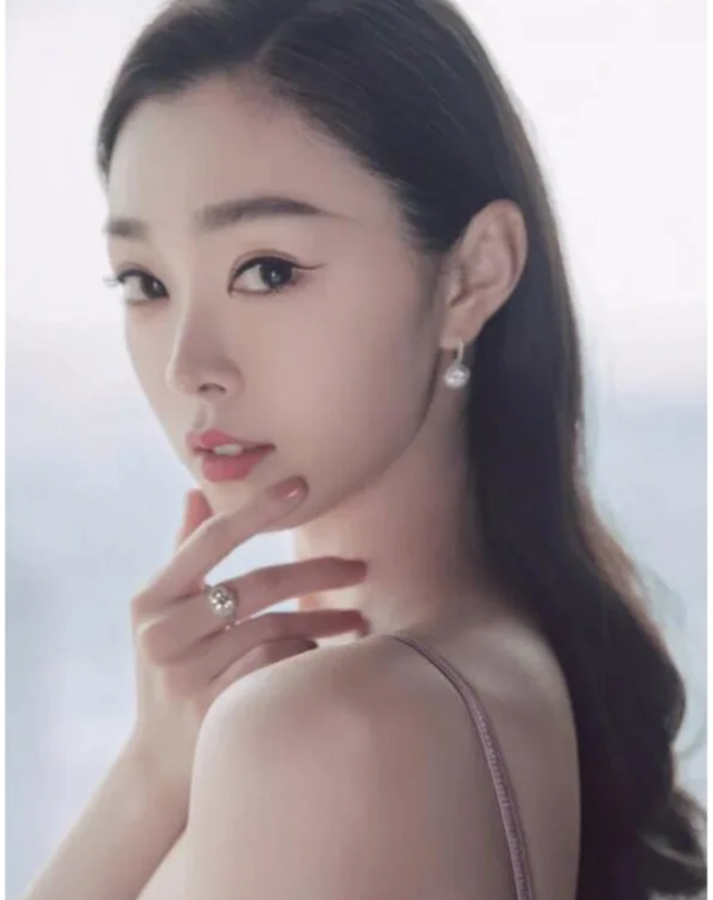 女生最好看的三种眼型：桃花眼清纯，丹凤眼高级，它最突出
