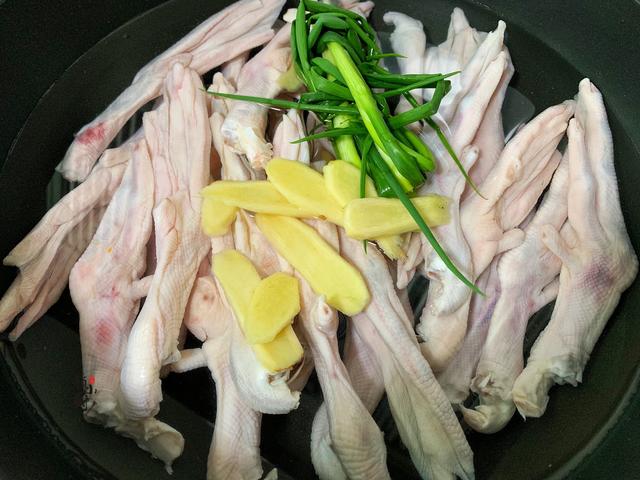 泡鸭爪的制作方法，泡鸭爪怎样做（想吃泡鸭爪不用买）