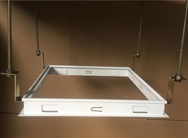 卫生间吊顶怎么拆，卫生间吊顶灯坏了怎么拆（卫生间和厨房做防水石膏板吊顶的四个准备工作）