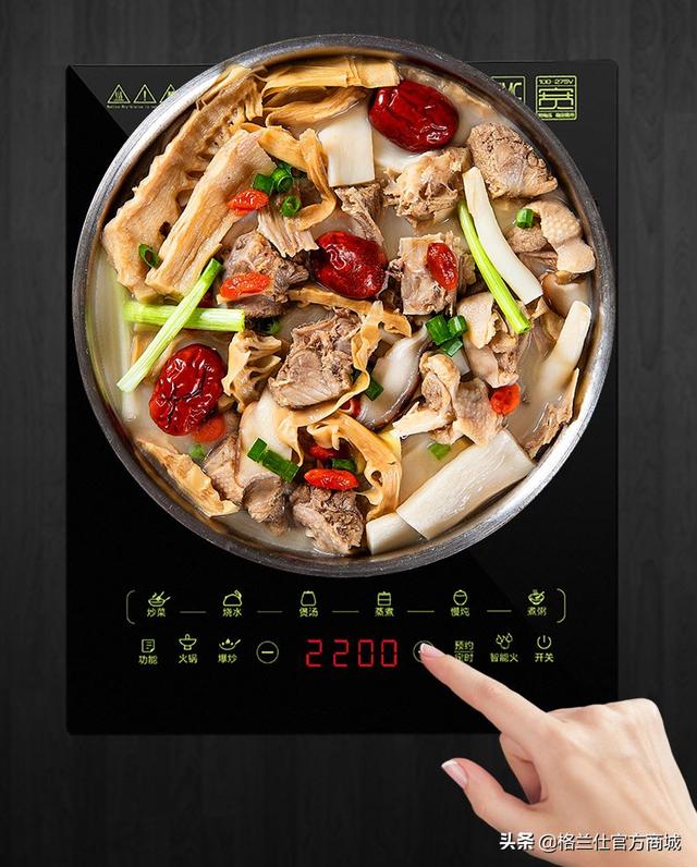 怎么用微波炉煮水饺，速冻饺子可以直接进微波炉吗（热气腾腾的饭菜就该这么做——3种小家电神助攻）