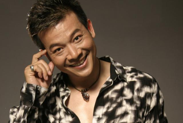 丧波是那个电影（在电影中是刘德华的“死对头”）