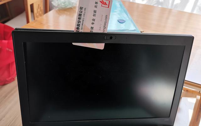 更换显示器在BIOS里怎么设置，换显卡bios要设置（眼睛终于不再受折磨）