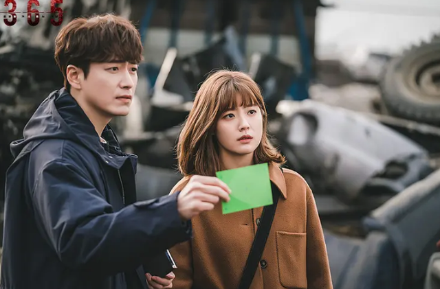 9部高分烧脑韩剧，好看烧脑的韩剧（近十年评分最高的10部悬疑韩剧）