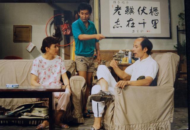 宋丹丹3段婚姻，2次闪婚：“我嫁了一个人渣，还生了一个废物！”