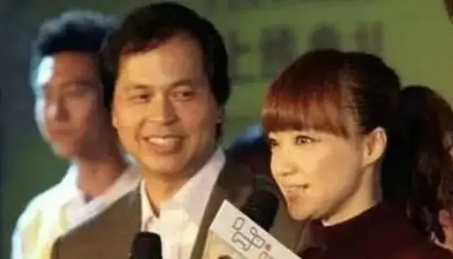 陈慧娴老公是谁，陈慧娴老公是谁（55岁的一代歌后陈慧娴）