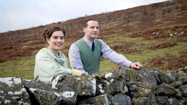 9.4的高分英剧，评分9.4的最强英剧《万物生灵》