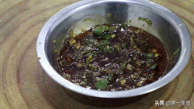 蒜蓉家常茄子做法教程，蒜蓉茄子的家常做法步骤（饭店的蒜蓉茄子为啥好吃）