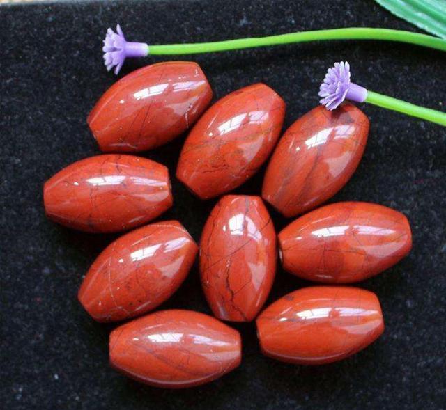 红竹石(红竹石真假,产于日本的一种奇石(网上买的红竹石是真的吗)