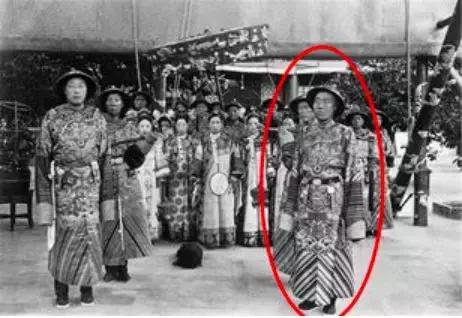 韦小宝历史上有此人吗，历史上有韦小宝吗（清朝韦小宝确有其人）