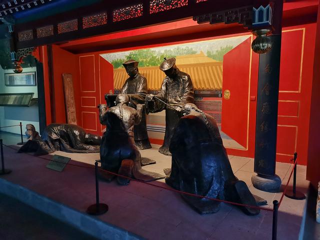 状元榜眼探花服饰区别，状元榜眼和探花（欣赏清代汉文和满文的圣旨以及古代服饰）