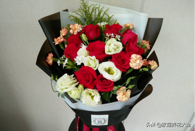 玫瑰花怎么保存，鲜花如何保存（花店御用保鲜秘籍）