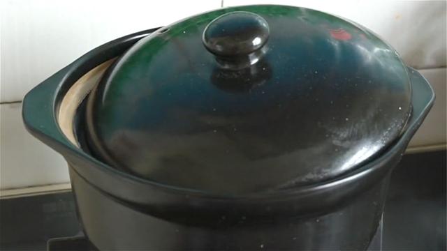 香菇瘦肉粥怎么做，如何用电饭煲做香菇瘦肉粥（煮一份家庭版香菇瘦肉粥）