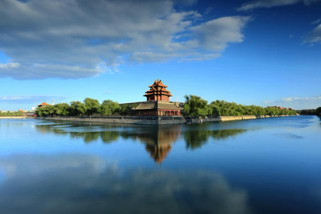 常见的几种摄影构图方式，10大构图法总有一款适合你