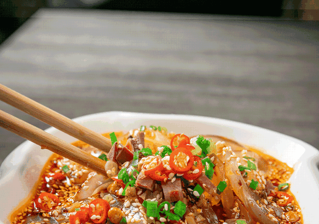 葱烧海参三种家常做法分享，葱烧海参的做法最正宗的做法（国家葱油地理：葱油）