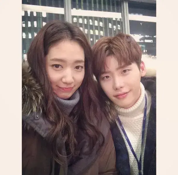 李采潭个人信息，请问这是什么电影（2021年韩国10大“最美女演员”）