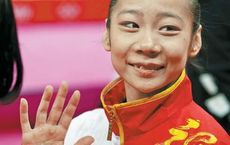 邓琳琳现在多高了，邓琳琳为什么退役长高（21岁之前不到140cm）