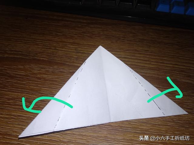 折纸青蛙的折法，折纸青蛙的折纸视频（和孩子一起动手学起来）