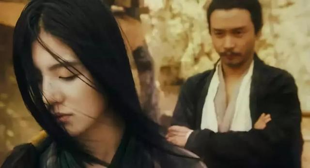 闻香识女人经典台词，电影《闻香识女人》经典台词（50句惊艳世人的电影台词）