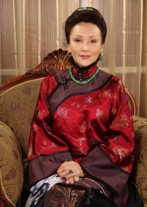 庚子风云演员表,姚馨茜(因扮演"太后"被观众熟知)