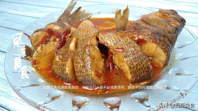 家常鲈鱼简单做法，鲜嫩入味超好吃，厨房新手也能轻松搞定一盘美味