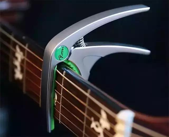 am和弦怎么按，am（吉他常用和弦、各级和弦的组成你都弄懂了吗）