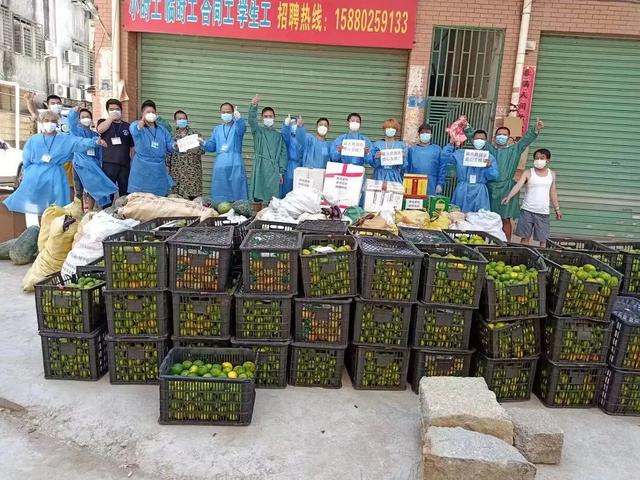 在一起电视剧演员表，我要和你在一起电视剧演员表（张嘉译、海清、蒋欣、靳东、雷佳音等众星演绎《在一起》）