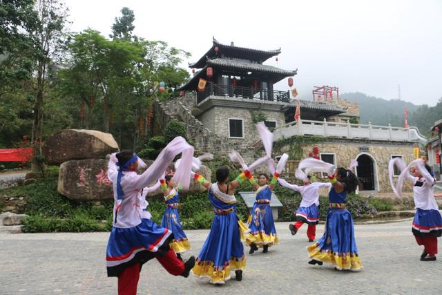 云浮天露山风景区好玩吗，广州出发自驾2h