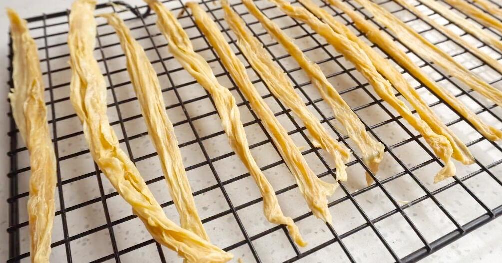 【自制腐竹】做法步驟圖 營養健康無添加 吃著更放心-起舞食譜網