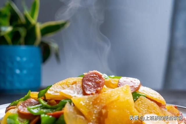 火腿土豆做法步骤，火腿炒土豆很多人都搞错了