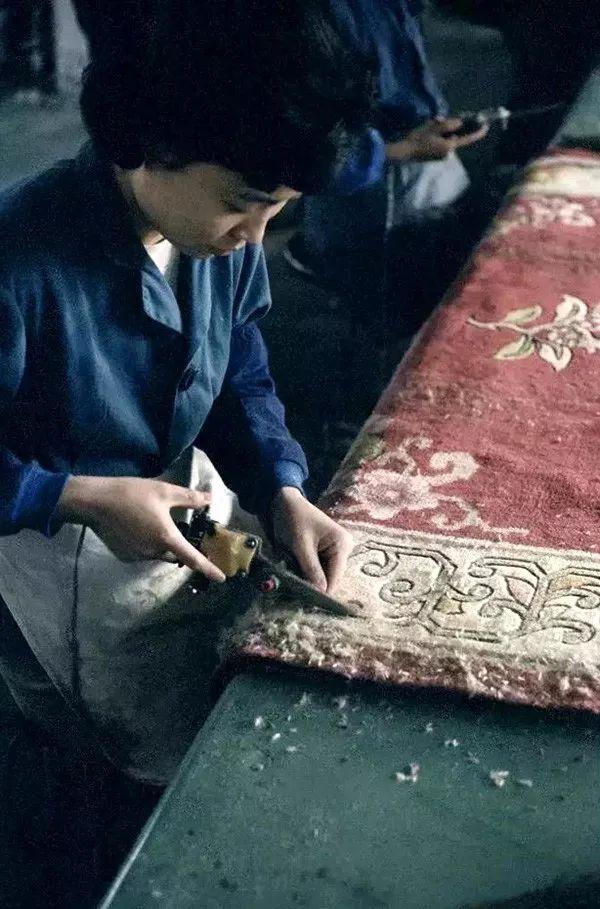 1981年属鸡人永远最旺的数字，1981年属鸡的幸运数字和颜色（时光记忆：1981年的中国）