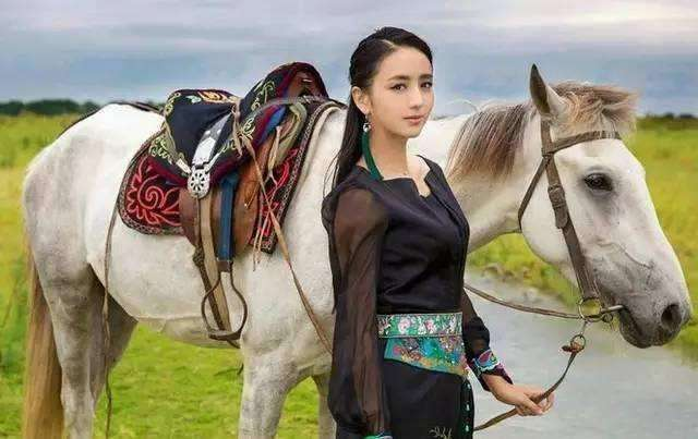 锡伯族的风俗习惯你了解多少，锡伯族民风民俗（佟丽娅所属的锡伯族）