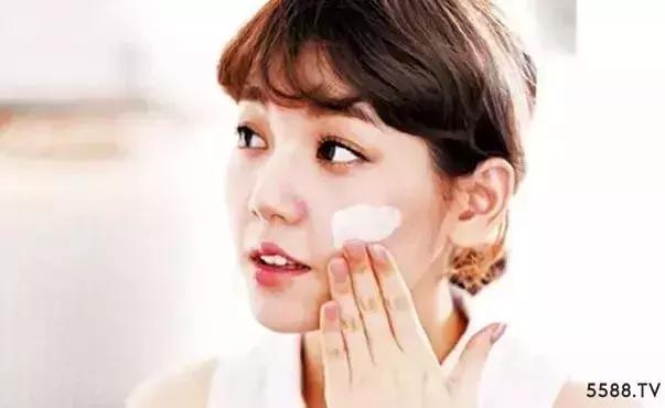 隔离霜和防晒霜，隔离霜和防晒霜一样吗（防晒霜和隔离霜哪个好）