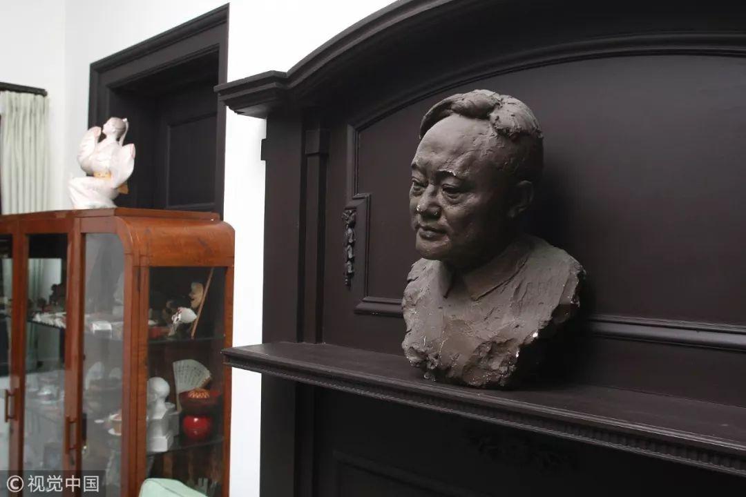 东方明珠在哪里()