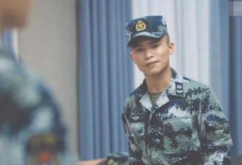 庄小龙在什么特种部队，庄小龙是怎么当上特种兵的（《战狼》真正特种兵庄小龙）