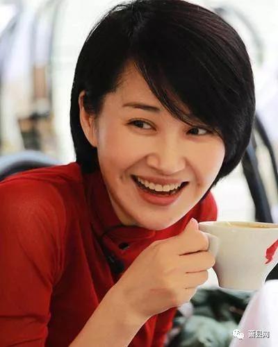 为什么明星都喜欢加入新加坡国籍，为什么这么多明星是新加坡的（明星大老板选择移民的真正原因）