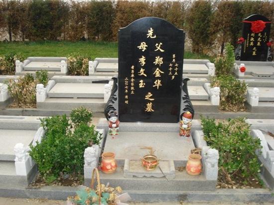 立碑人一般写几代人，立碑人一般写几代人名字（如何立碑和撰写碑文）