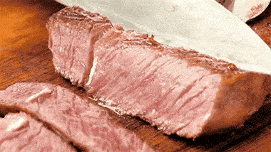 牛排不解冻能直接煎吗，超市的速冻牛排怎么煎（牛排不要直接放在锅里煎了）