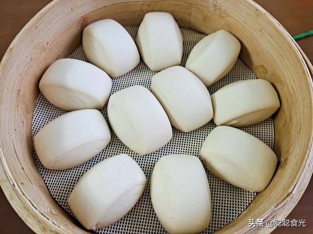 馒头蒸多少分钟就可以了，馒头一般蒸多少分钟（馒头这样蒸真简单）