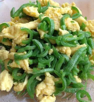 蛇豆的做法，蛇豆的做法大全家常菜蛇豆能和平菇红萝卜一起吃吗（遇见此瓜多买点）