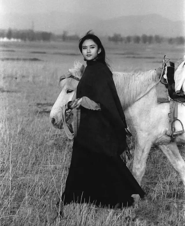 杨丽萍的饮食食谱，杨丽萍减肥食谱（61岁杨丽萍新舞又美爆热搜）