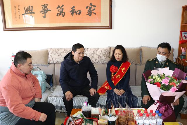 三八妇女节礼物，三八妇女节给女性送什么礼物好（“三八”妇女节最美的礼物）