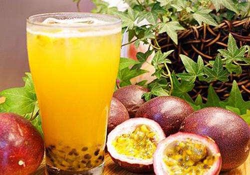 夏威夷果茶的做法是什么，夏威夷果茶有什么功效（自制茶饮：不需要去奶茶店了）