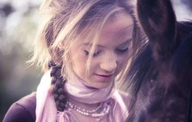 mia怎么读，misswhite怎么读英语语音（2020年最受欢迎的英文女童名）