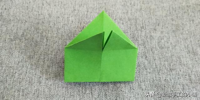 折青蛙怎么折简单又会跳，如何折会弹跳的青蛙（嘴巴会动的青蛙折纸）