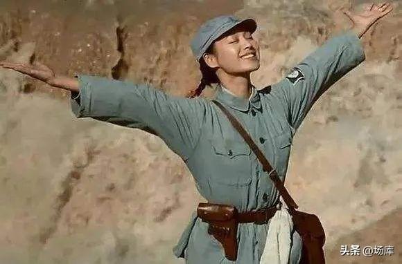 红河谷宁静露两点，宁静红河谷漏了嘛（宁静，好野一女的）