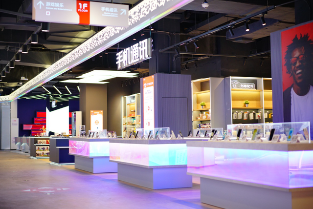 京东商城有实体店吗，京东实体店在哪儿（属于合肥人的“大玩具”京东电器超级体验店合肥店来了）